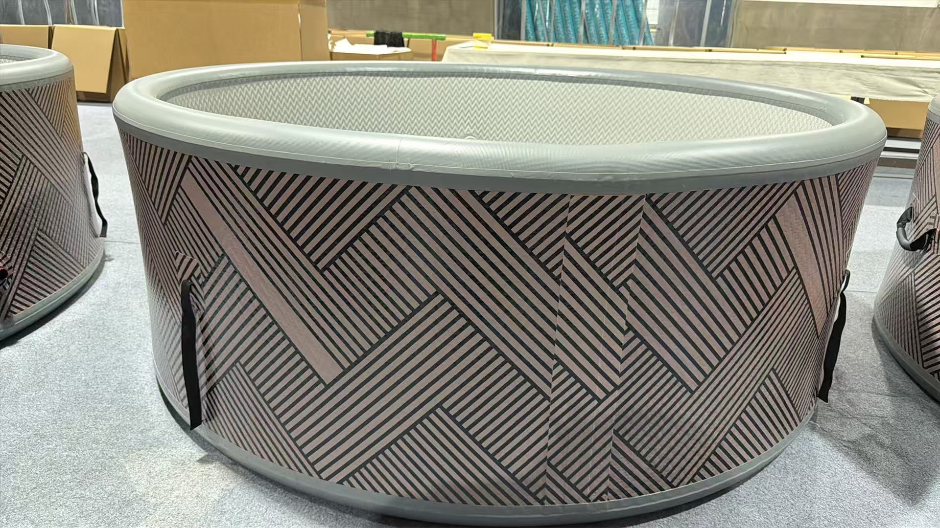 อ่างน้ำร้อนพองลมแบบพกพาสำหรับใ - Inflatable Hot Tub บทวิจารณ์และราคา